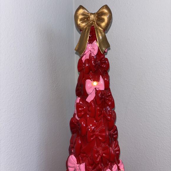 Cupcakes and Cashmere Light Up Red & Pink Bow Tree Holiday Christmas Decor NWT - Picture 3 of 4